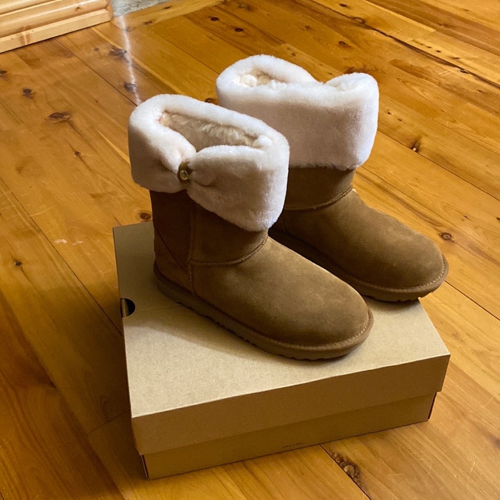 Ugg Ramona Classic Short